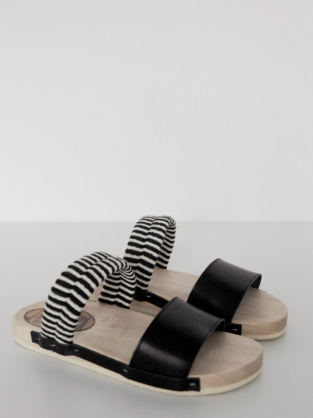 Rosa Mosa x Gravitypope Leather/Wood Bobo Sandal